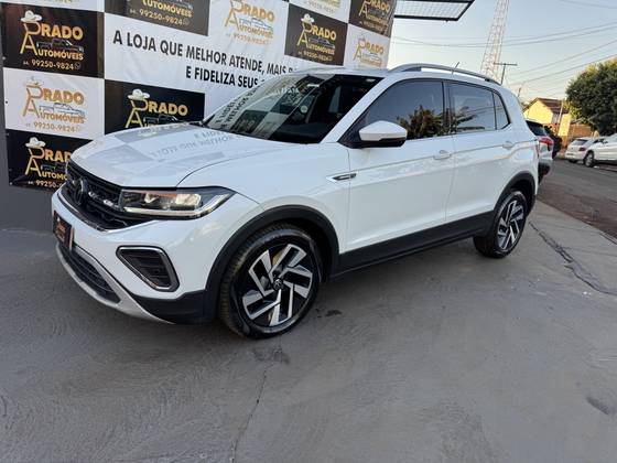 VOLKSWAGEN T-CROSS 1.0 200 TSI TOTAL FLEX AUTOMÁTICO VOLKSWAGEN T-CROSS 1.0 200 TSI TOTAL FLEX AUTOMÁTICO